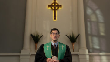 Dan Levy protagoniza 'Big mistakes', en Netflix