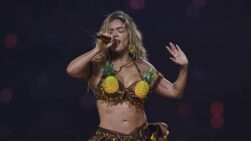 Karol G en Coachella 2026 - Cultura