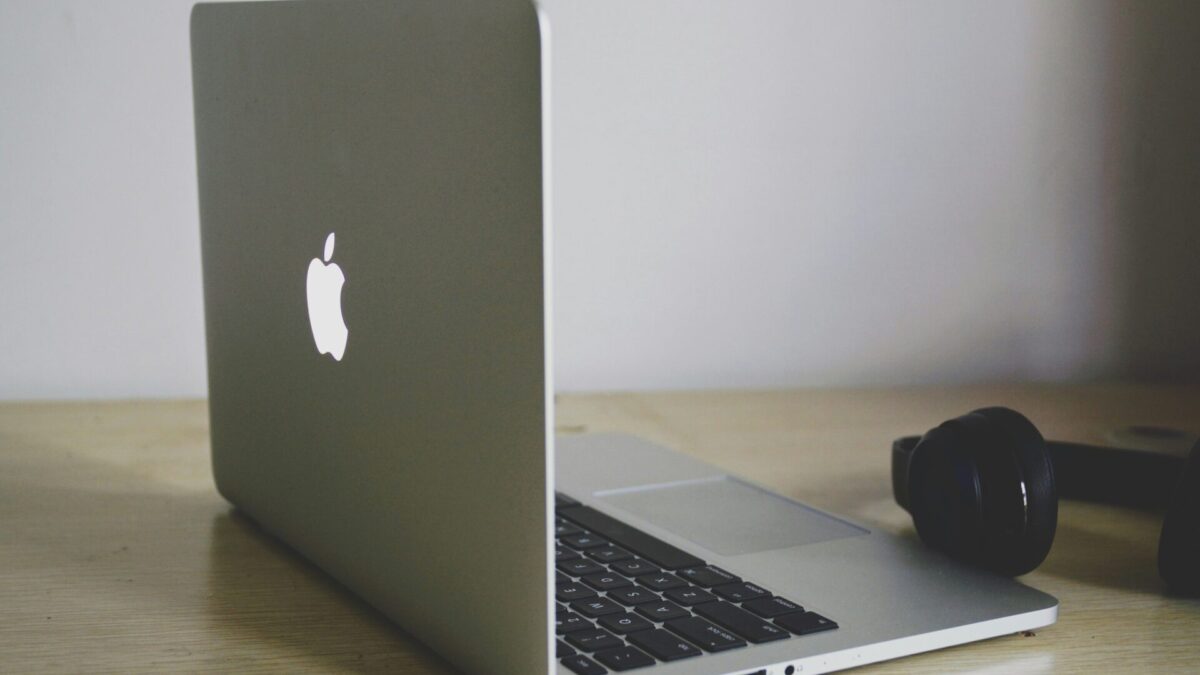 MacBook Apple - Sociedad