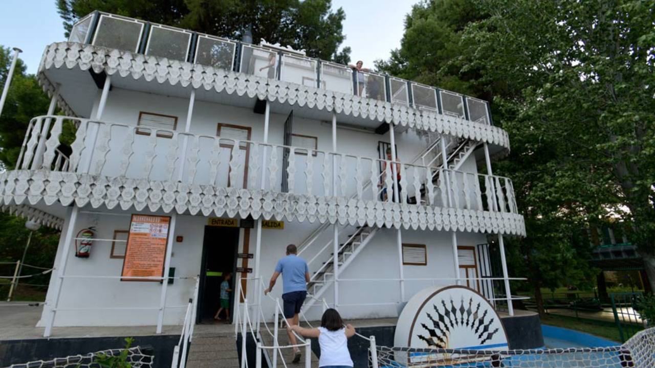 El Parque de Atracciones de Zaragoza certifica su ruina y permanecerá cerrado todo el año