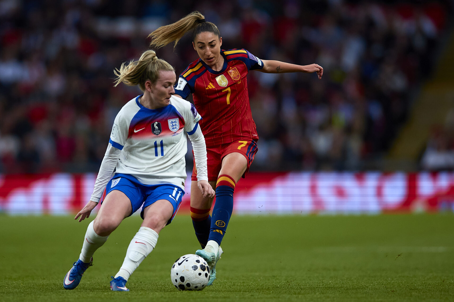 España cae en Wembley en un duelo clave