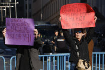 Concentración de víctimas de Adamuz en el Congreso - Política