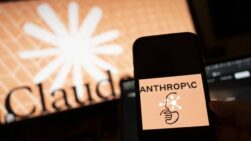 Anthropic (Claude) - Sociedad