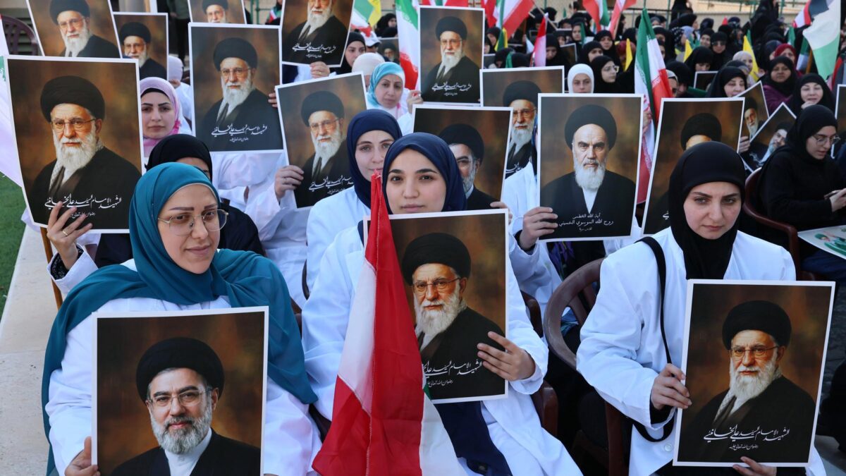 Irán