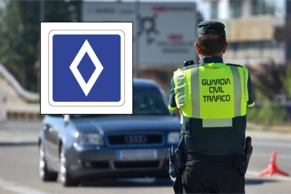 Nueva señal de la DGT: carriles VAO - Sociedad