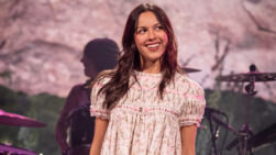 Olivia Rodrigo en su actuación del Spotify Billions Club en Barcelona