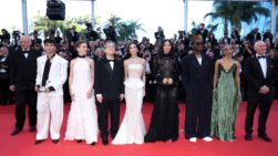 Los miembros del jurado en esta 79 edición. Desde la izquierda, Stellan Skarsgård, Diego Céspedes, Laura Wandel, Park Chan-wook (presidente del jurado), Demi Moore, Chloé Zhao, Isaach de Bankolé, Ruth Negga y Paul Laverty.