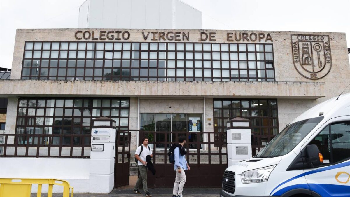 Colegio Virgen de Europa - Sociedad