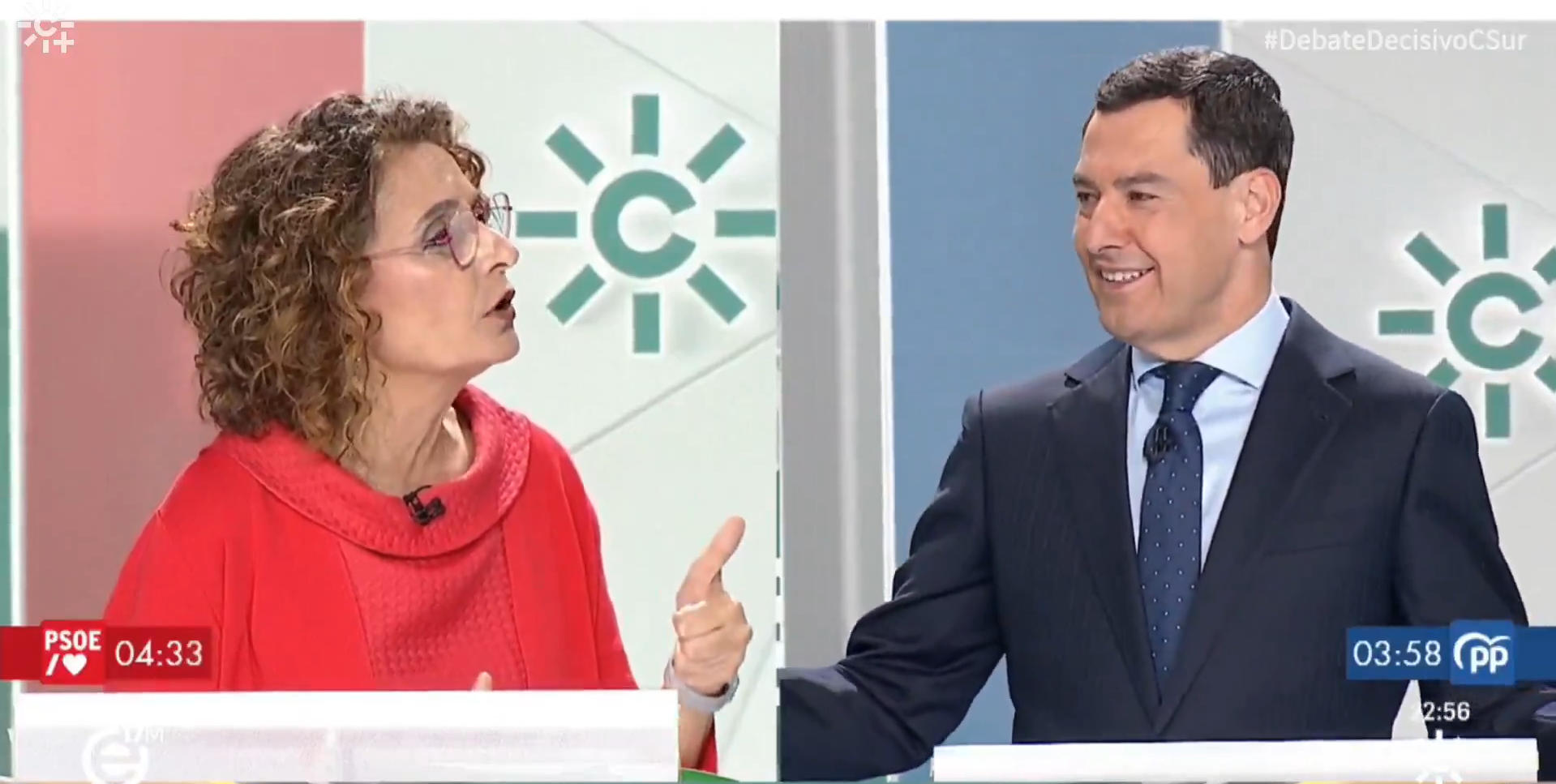 María Jesús Montero, candidata por PSOE-A y Juanma Moreno, candidato de PP-A, durante el debate en CanalSur