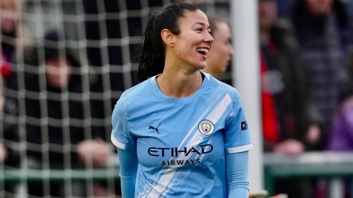 Leila Ouahabi, única española en conquistar el título de liga 25/26 con el Manchester City