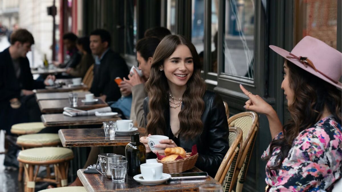 Un fotograma de la serie de Netflix Emily in Paris.