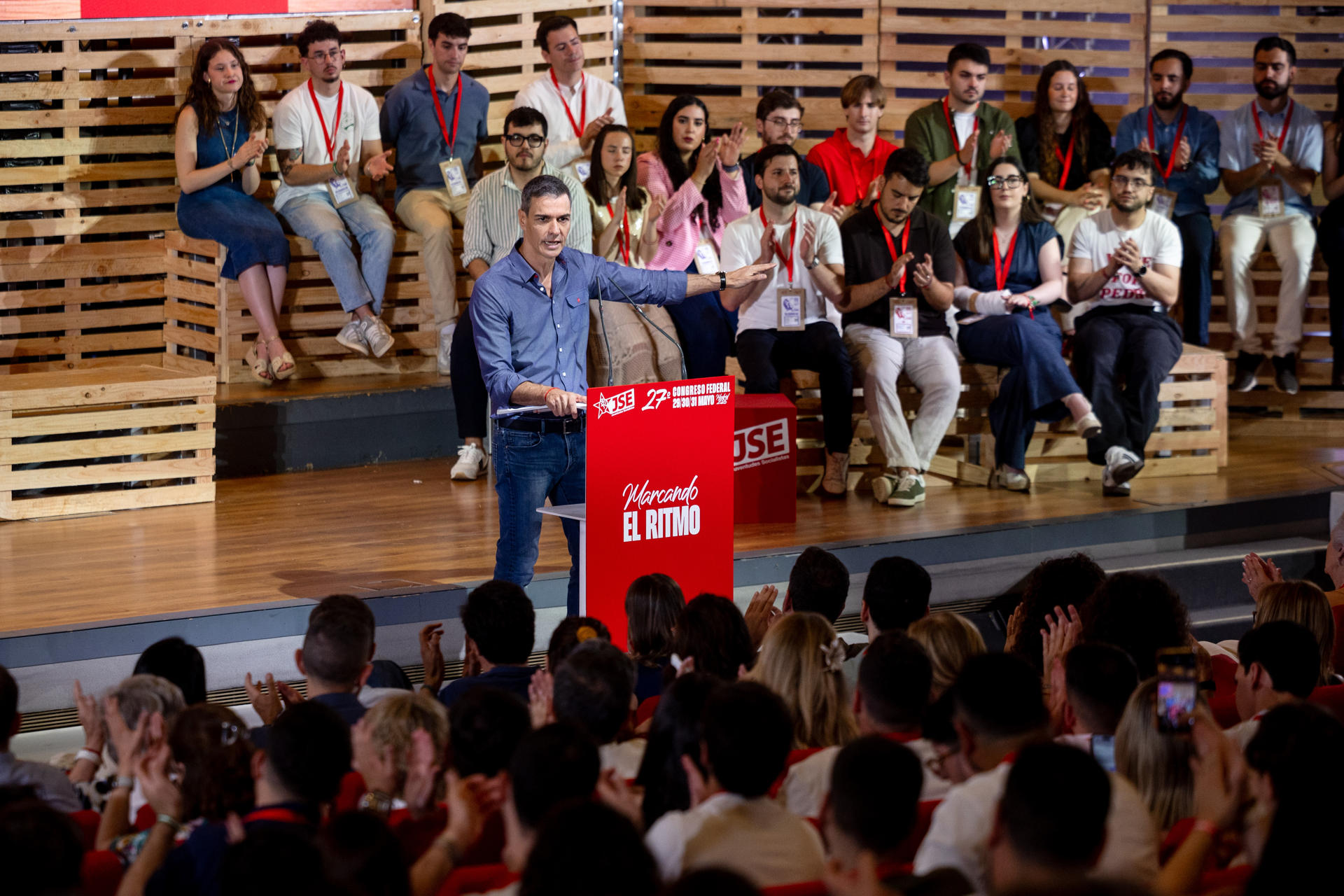 MADRID, 31/05/2026.- El presidente del Gobierno y secretario general del PSOE, Pedro Sánchez, durante su participación en la clausura del 27ª Congreso de JSE, este domingo en Madrid. EFE/Daniel González
