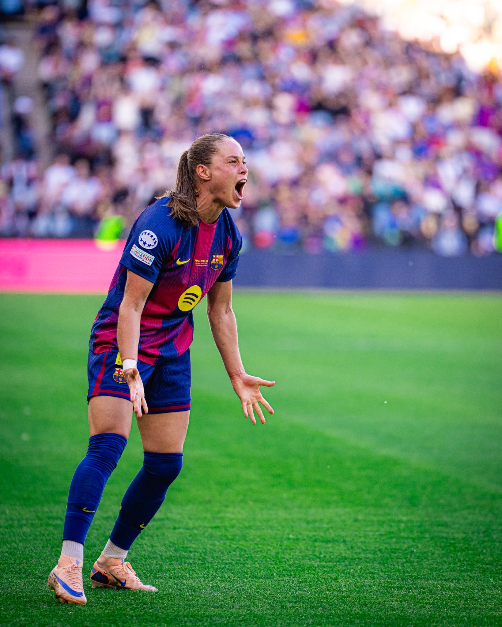 Ewa Pajor celebrando uno de sus goles ante el Olympique de Lyon en la final de la Champions League
