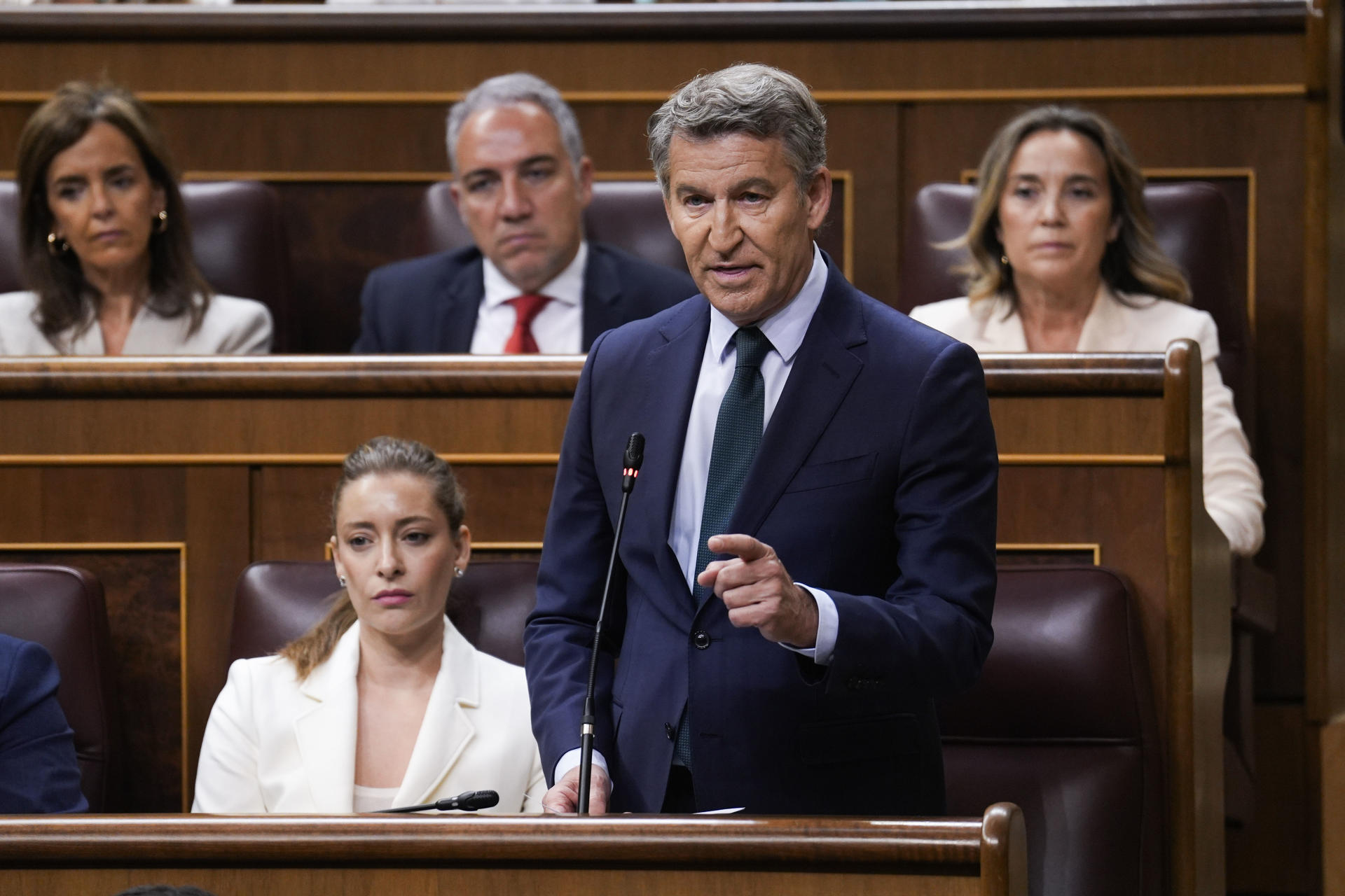 Alberto Núñez Feijóo en el pleno del Congreso