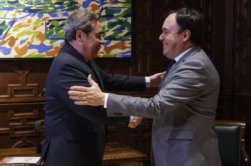 Juanfran Pérez Llorca, en una reunión con el síndic del grupo parlamentario VOX, José María Llanos