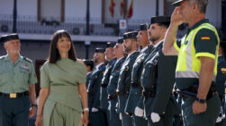 MADRID, 27/05/2026.- La directora general de la Guardia Civil, Mercedes González (c), preside la toma de posesión del nuevo jefe de la Guardia Civil en la Comunidad de Madrid, Francisco Almansa, este miércoles. EFE/ Maria Aguilella Pardo