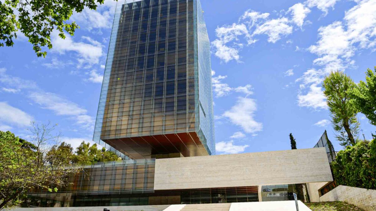 Sede de Pérez-Llorca en el paseo de la Castellana en Madrid.