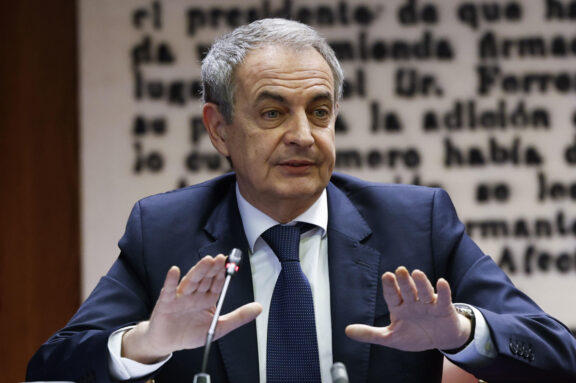 El expresidente del Gobierno José Luis Rodríguez Zapatero en el Senado