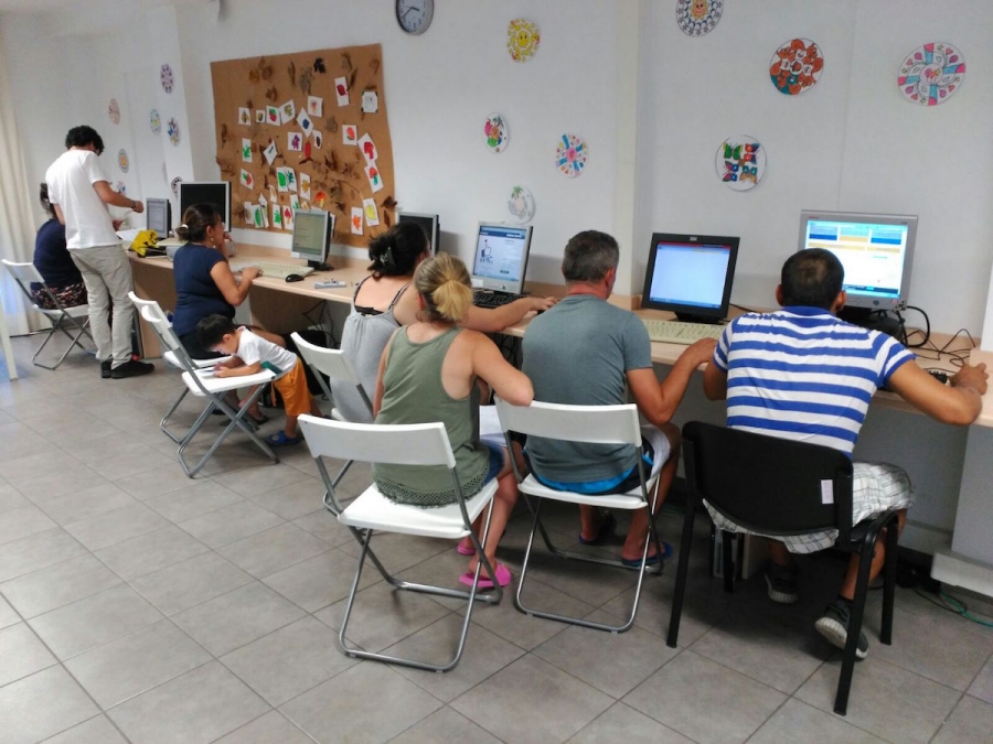 El centro de atención a personas sin hogar de Cáritas Diocesana de Madrid, CEDIA 24 horas