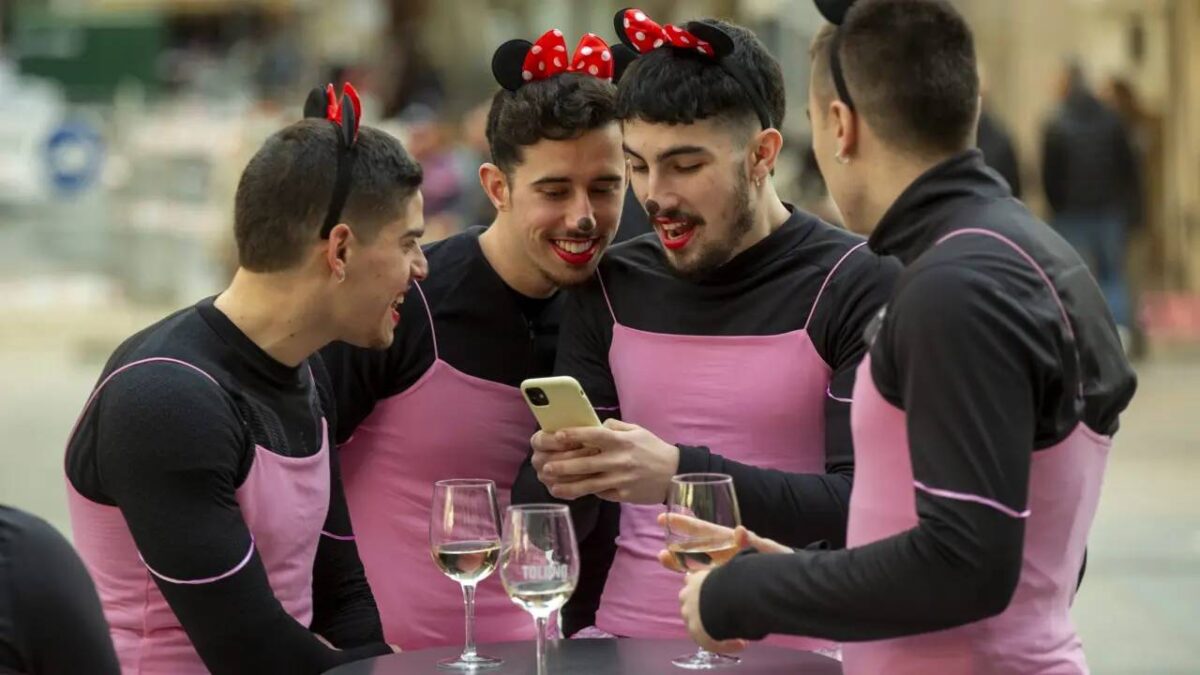 Despedidas de soltero en Zaragoza - Sociedad