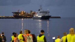 El crucero neerlandés MV Hondius en el puerto de Granadilla, en la isla de Tenerife.