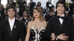 Los Javis hacen historia en Cannes con ‘La bola negra’: “Honrar a quienes nos precedieron es garantizar más libertad”