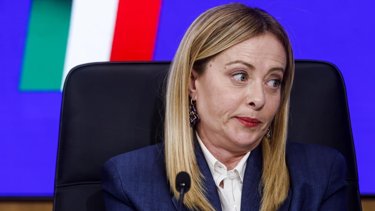 ROME (Italy), 28/04/2026.- Italian Prime Minister Giorgia Meloni reacts during a press conference following a Cabinet meeting that approved the employment decree in Rome, Italy, 28 April 2026. (Italia, Roma) EFE/EPA/ANGELO CARCONI