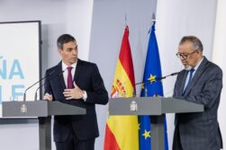 El presidente del Gobierno, Pedro Sánchez, y el director general de la OMS, Tedros Adhanom Ghebreyesus.