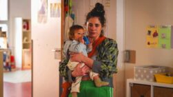 ‘Yo siempre a veces’: la serie que pone rostro a una generación de mujeres que no llega a todo
