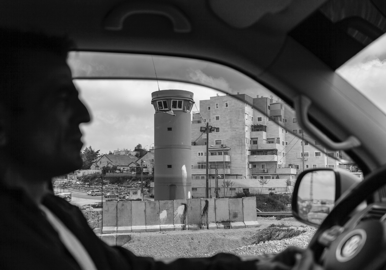 The cover page of Driving in Palestine, title: On the Road between Halhoul and Al-Khalil, 2017