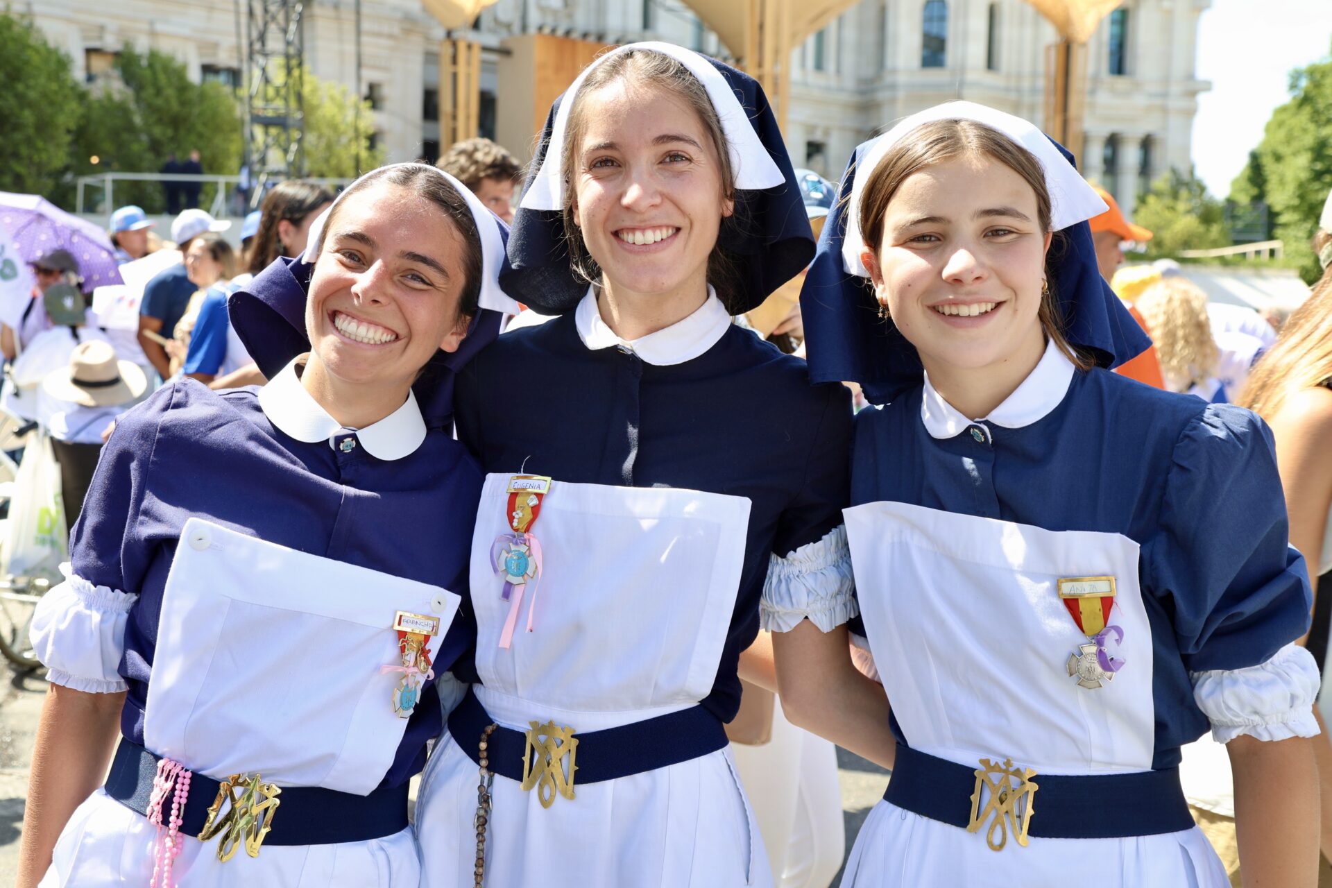 Voluntarias de la hospitalidad de Lourdes, en la misa del Corpus Christi en Cibeles