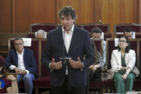 BADAJOZ (ESPAÑA), 04/06/2026.- David Sánchez, hermano del presidente del Gobierno, ha negado que interviniera e influyera en la creación y adjudicación tanto de su plaza como 'coordinador de conservatorios' de Badajoz como la de Luis Carrero, amigo personal, en el puesto de jefe de Coordinación de Programas de Actividades Transfronterizas. EFE/Captura señal de la Audiencia Provincial de Badajoz/SOLO USO EDITORIAL/SOLO DISPONIBLE PARA ILUSTRAR LA NOTICIA QUE ACOMPAÑA (CRÉDITO OBLIGATORIO)/ MEJOR CALIDAD DISPONIBLE