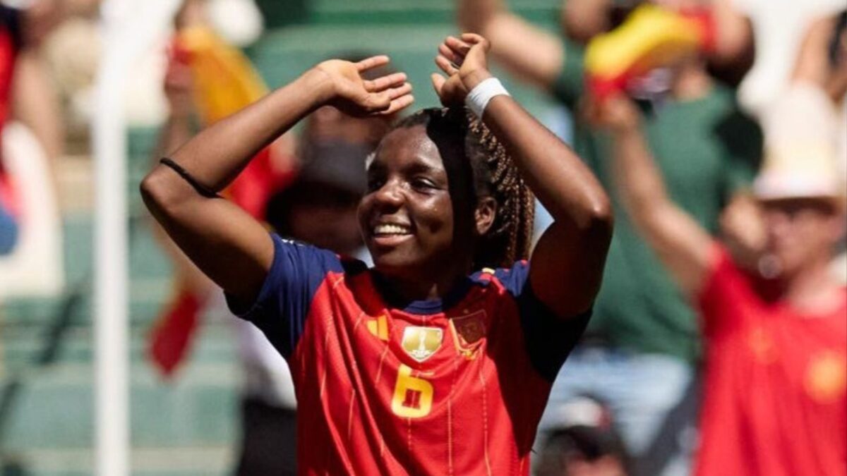 Edna Imade durante la goleada de España a Ucrania en el Arcángel de Córdoba.