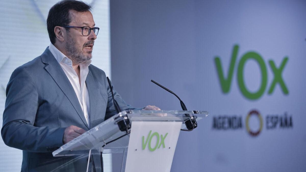 MADRID, 15/06/2026.- El portavoz de Vox, José Antonio Fúster, durante la rueda de prensa posterior a la reunión del Comité de Acción Política del partido este lunes en Madrid. EFE/ Marcos Villaoslada