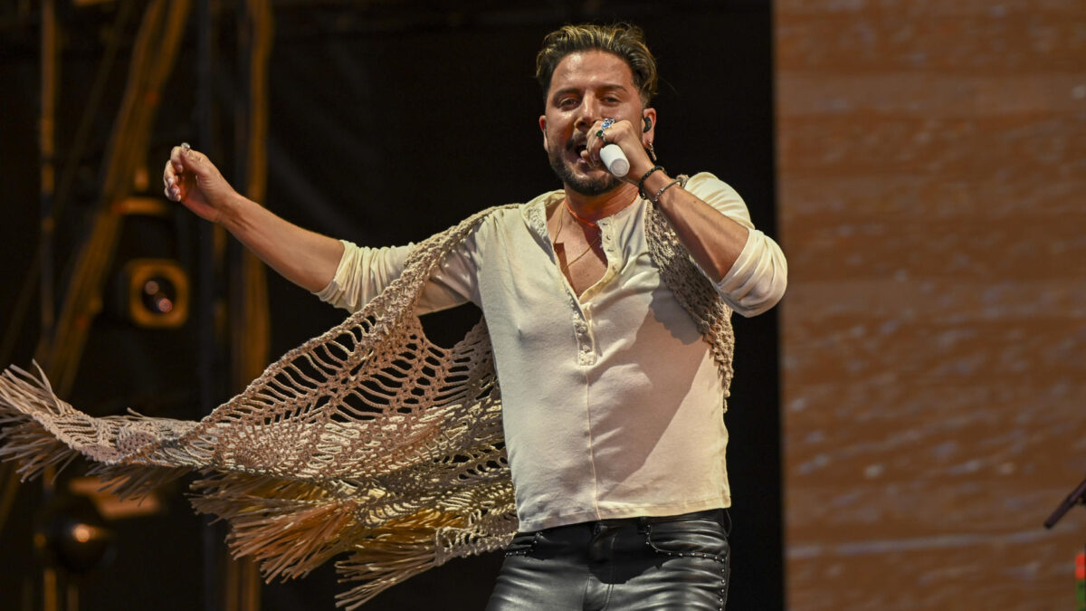 MADRID, 27/06/2026.- El cantante y compositor Manuel Carrasco actúa durante el Iberdrola Music Festival que se celebra este sábado en Madrid. EFE/ Fernando Villar