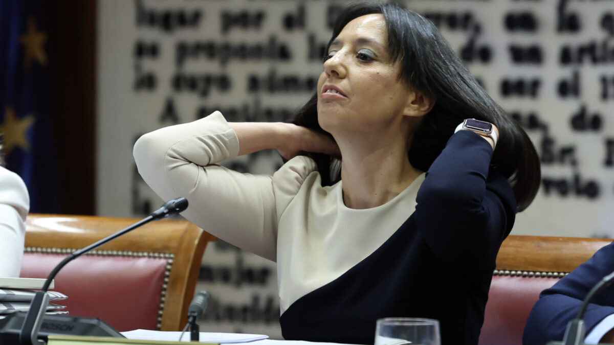 MADRID, 16/06/2026.- La directora general de la Guardia Civil, Mercedes González, comparece, a petición del PP, ante la comisión de Interior, este martes en el Senado. González ha asegurado este martes que "jamás, nunca" ha participado "en ninguna trama o conspiración contra la Unidad Central Operativa (UCO)" ni contra su unidad contra la delincuencia económica ni contra ningún agente del cuerpo, "ni por influencia de la señora Leire Díez ni por nadie". EFE/ Kiko Huesca