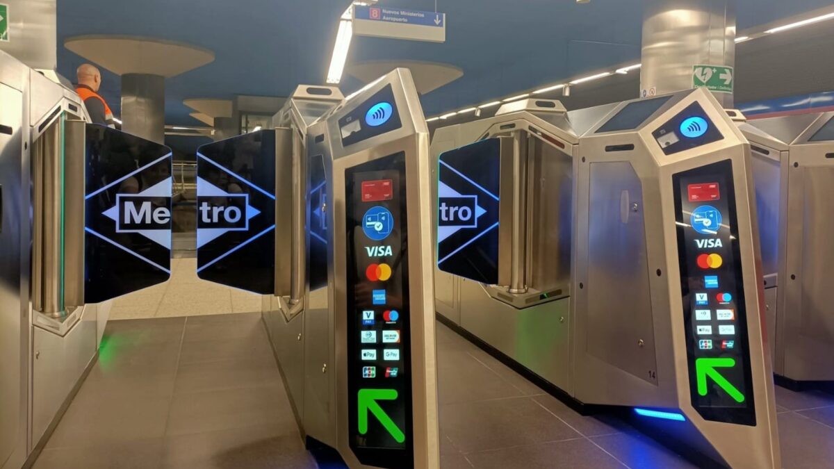 29/05/2026 Metro estrena este lunes el pago con tarjeta bancaria en todas las estaciones ECONOMIA