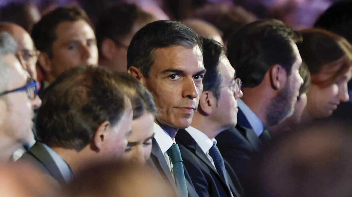 MADRID, 22/06/2026.- El presidente del Gobierno, Pedro Sánchez, durante la clausura del acto "España verde y digital. El impacto del Plan de Recuperación", sobre el impacto que el Plan de Recuperación ha supuesto para la economía española, este lunes en Madrid. EFE/ J.J.Guillen