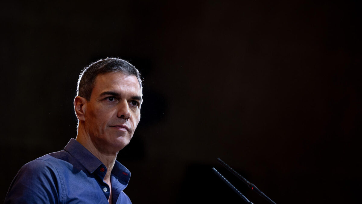 MADRID, 31/05/2026.- El presidente del Gobierno y secretario general del PSOE, Pedro Sánchez, durante su participación en la clausura del 27ª Congreso de JSE, este domingo en Madrid. EFE/Daniel González