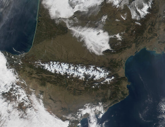 Pirineos - Internacional
