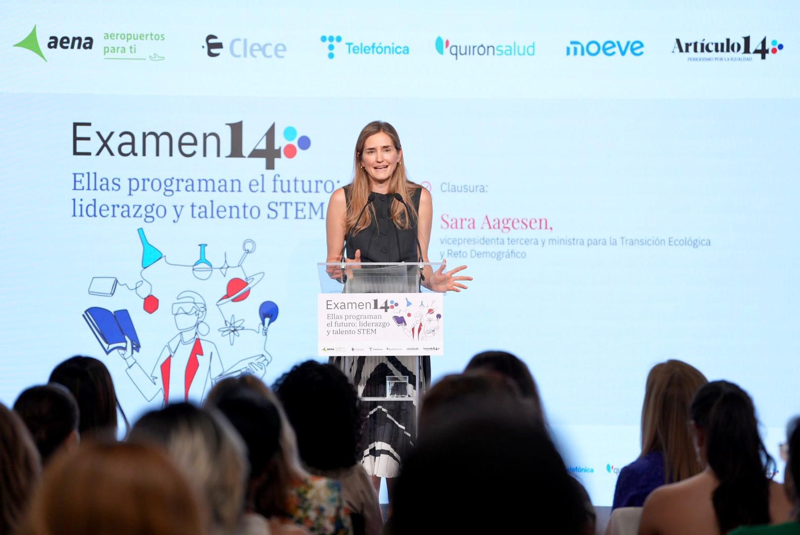 La vicepresidenta tercera en la clausura de la Jornada STEM de Artículo14