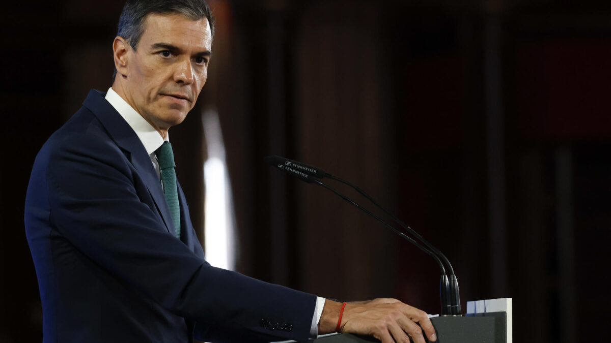 MADRID, 22/06/2026.- El presidente del Gobierno, Pedro Sánchez, clausura el acto "España verde y digital. El impacto del Plan de Recuperación", sobre el impacto que el Plan de Recuperación ha supuesto para la economía española, este lunes en Madrid. EFE/ J.J.Guillen