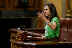MADRID, 18/06/2026.- La líder de Podemos, Ione Belarra, durante su intervención en el penúltimo pleno ordinario del Congreso celebrado este jueves. EFE/ J.J.Guillen