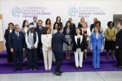 MADRID , 02/06/2026.- El ministro de Asuntos Exteriores, José Manuel Albares (c) durante su asistencia a la inauguración de la Conferencia Ministerial de Política Exterior Feminista, este martes en Madrid. EFE/ Chema Moya