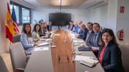 Reunión entre los congresistas estadounidenses, y el vicepresidente primero del Gobierno, Carlos Cuerpo en Madrid