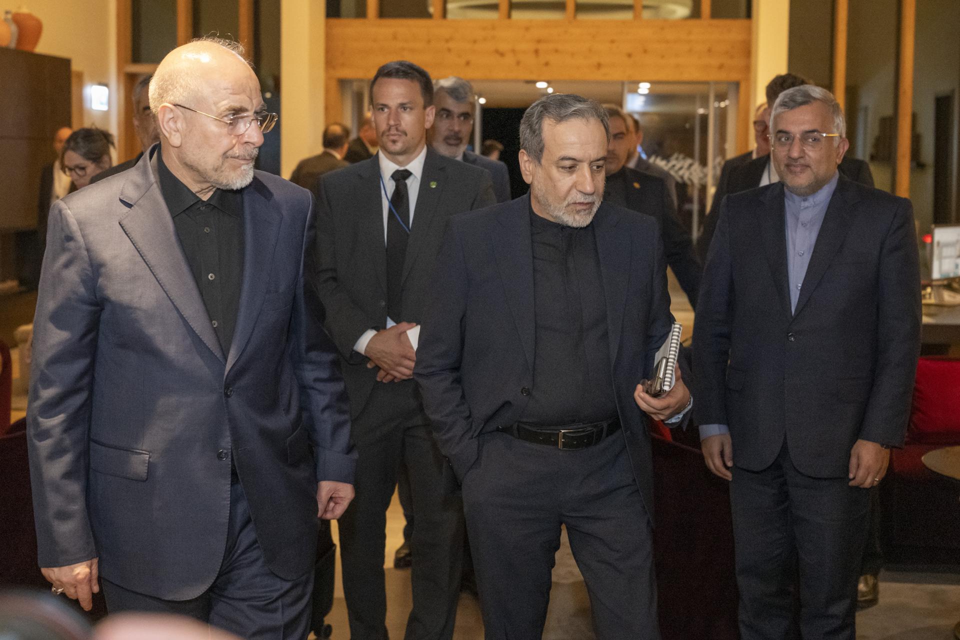 Bagher Ghalibaf y Seyyed Abbas Araghchi