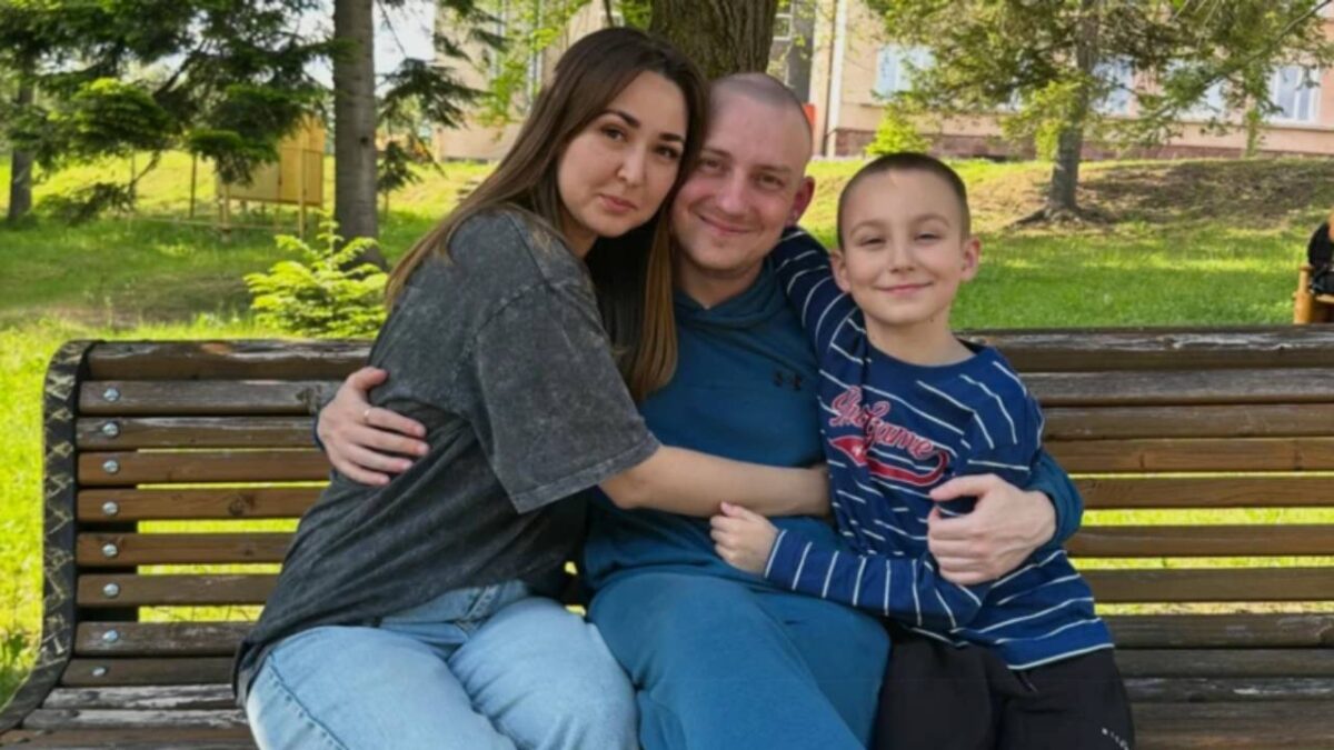 Familia de Oleksandr Ivanov - Internacional