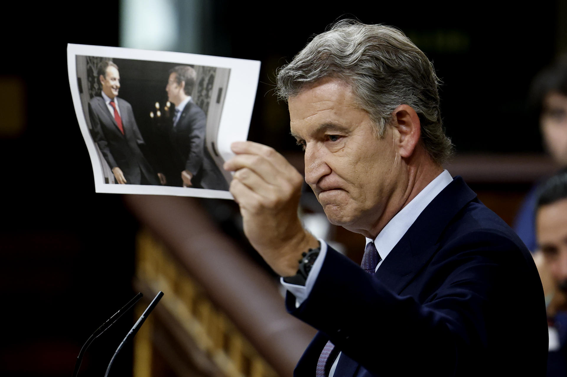 FOTODELDIA MADRID, 24/06/2026.- El presidente del PP, Alberto Núñez Feijóo durante su réplica a la comparecencia del jefe del Ejecutivo para dar explicaciones de los casos judiciales que afectan a su entorno político este miércoles en el Congreso de los Diputados en Madrid. EFE/Chema Moya