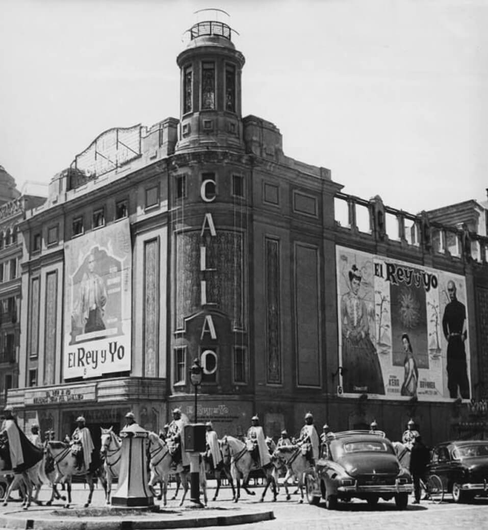 Imagen de los Cines Callao en 1956