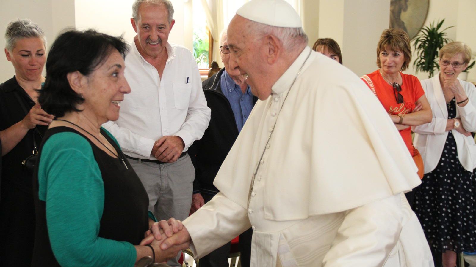 El Papa Francisco recibió en su casa a María Yela junto a un grupo de la Pastoral Penitenciaria de Madrid